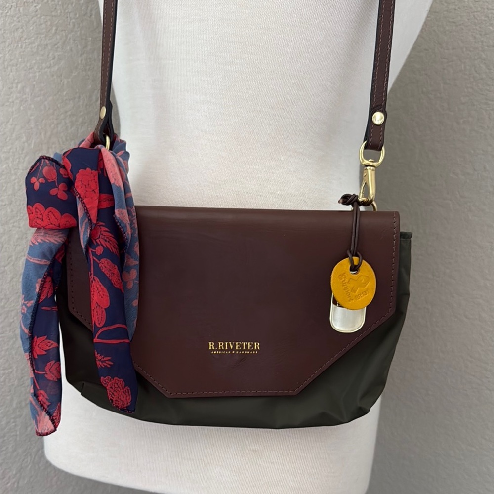 R. Riveter Green Patton Nylon Crossbody Bag - Picture 8 of 14